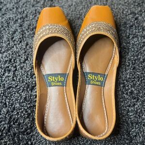 Women's Tan Embellished Flats